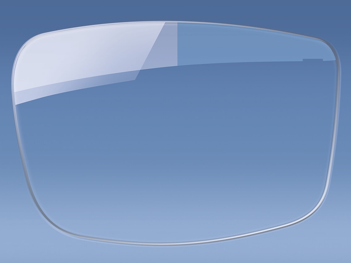 圖解說明：對比眼鏡片有無防反光鍍膜的不同效果 
